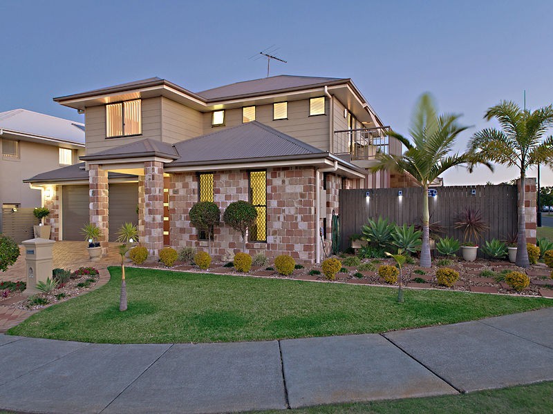 8 Kennedia Court, North Lakes QLD 4509