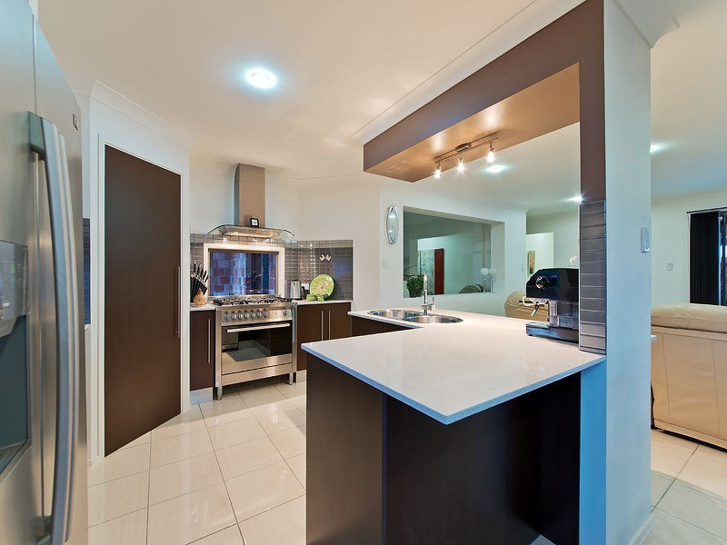8 Kennedia Court, North Lakes QLD 4509