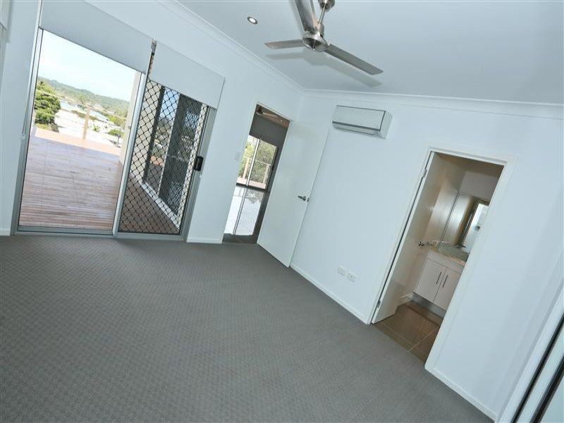 18 Ouston Place, Gladstone QLD 4680