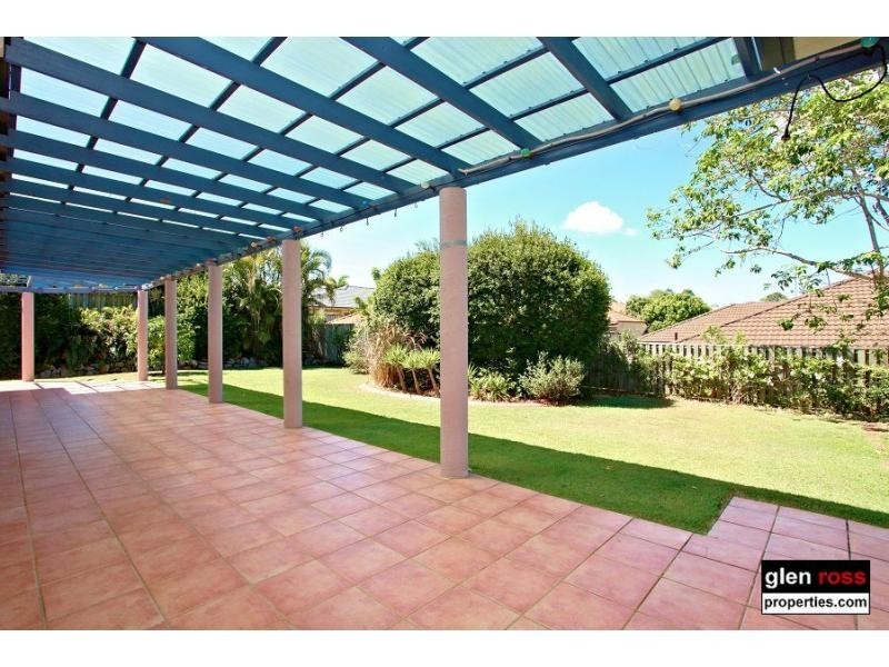 32 Chilton Crescent, North Lakes QLD 4509