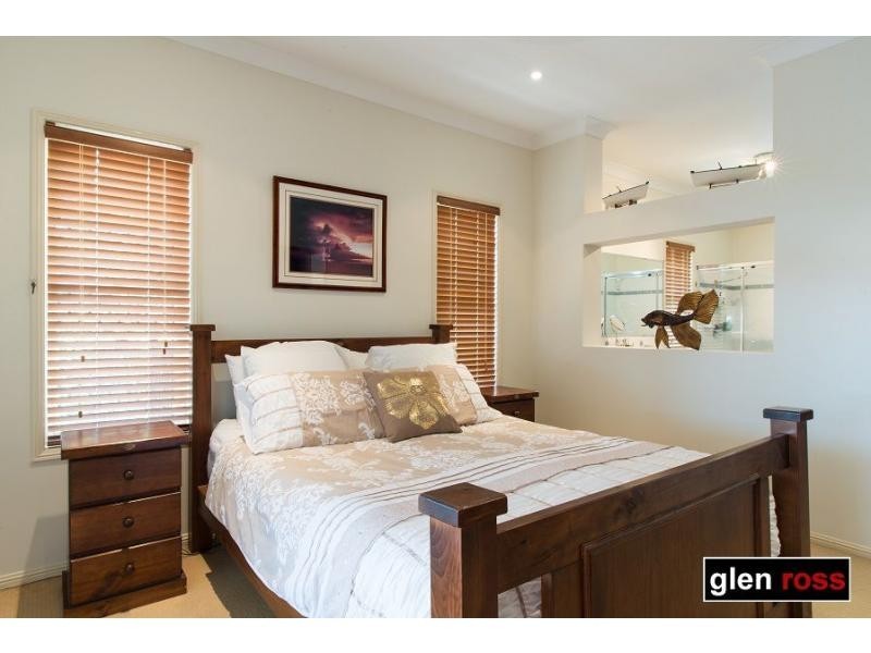 74 Castle Hill Drive, Murrumba Downs QLD 4503