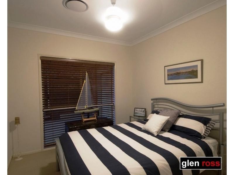 74 Castle Hill Drive, Murrumba Downs QLD 4503