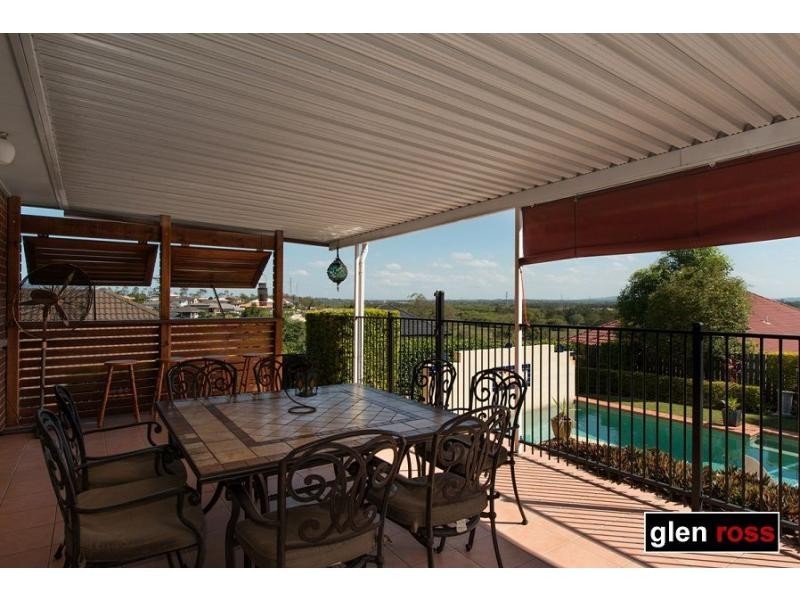 74 Castle Hill Drive, Murrumba Downs QLD 4503