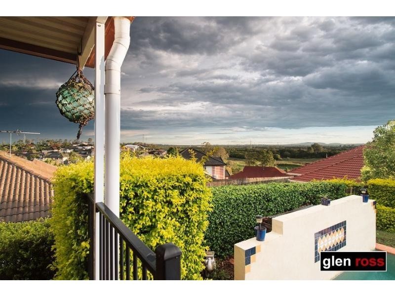 74 Castle Hill Drive, Murrumba Downs QLD 4503