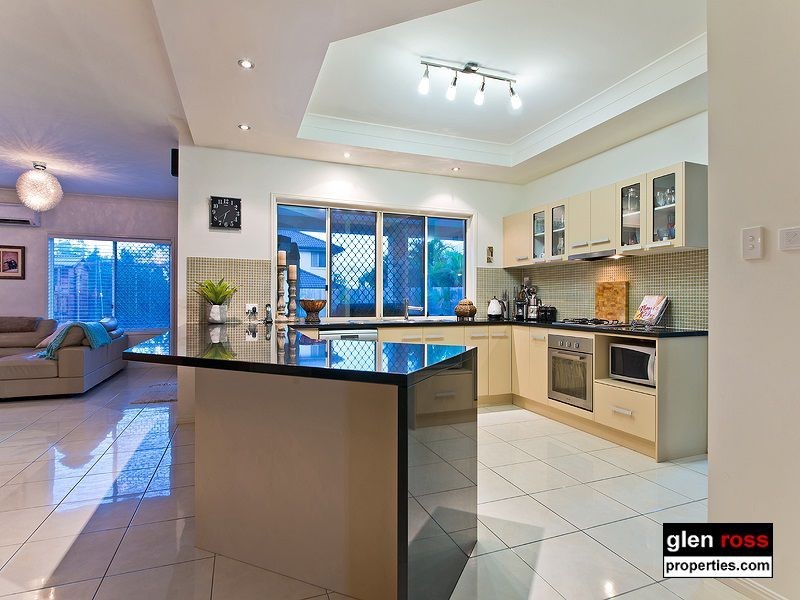 28 Wallaroo Circuit, North Lakes QLD 4509