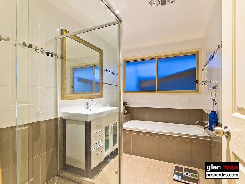 24 Lakeview Terrace, Murrumba Downs QLD 4503