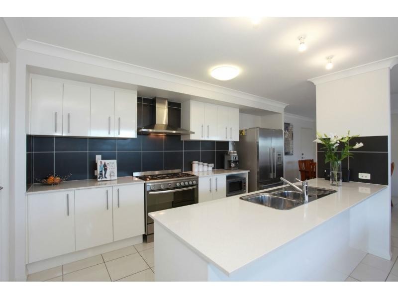8 Highview Terrace, Murrumba Downs QLD 4503