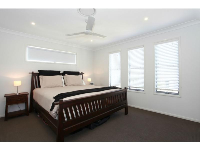 8 Highview Terrace, Murrumba Downs QLD 4503