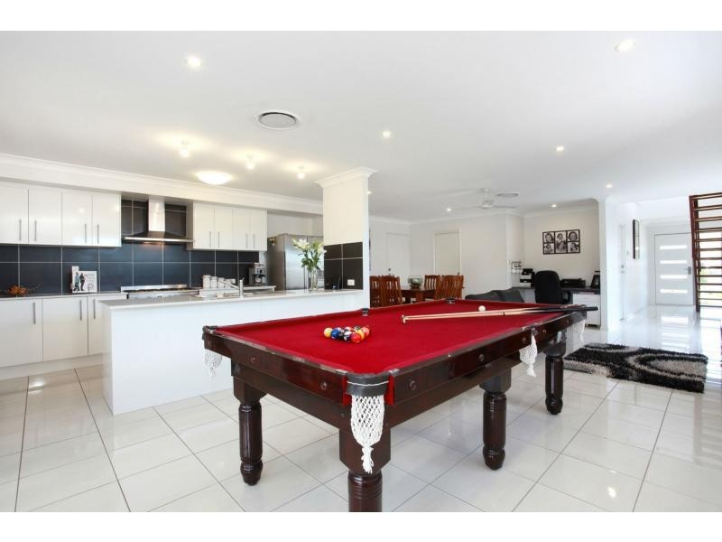 8 Highview Terrace, Murrumba Downs QLD 4503
