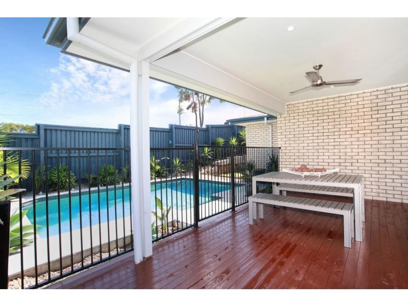 8 Highview Terrace, Murrumba Downs QLD 4503