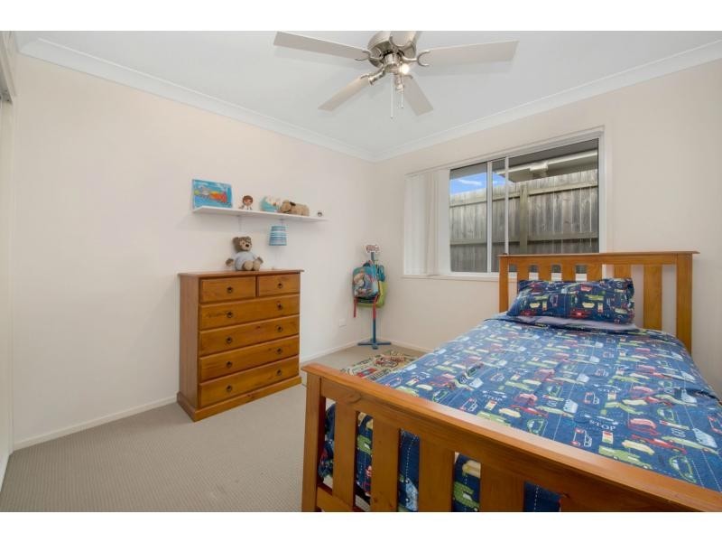 9 Williams Crescent, North Lakes QLD 4509