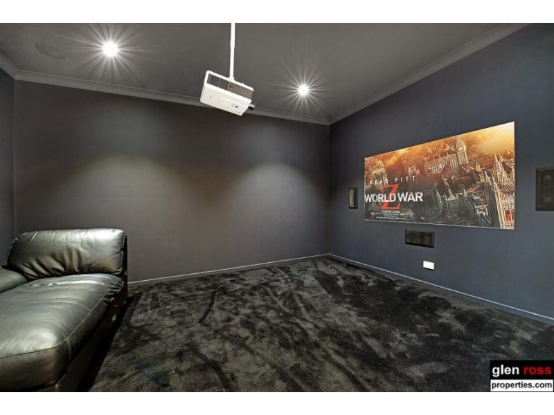 25 Dana Street, Cashmere QLD 4500