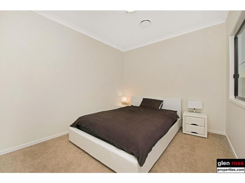 25 Dana Street, Cashmere QLD 4500