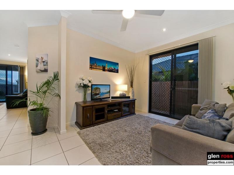 6 Hirsch Court, North Lakes QLD 4509