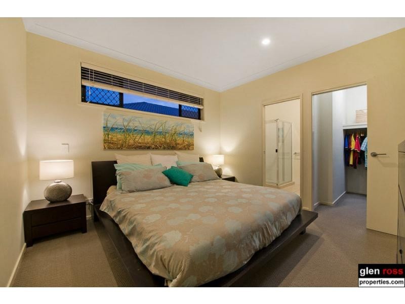 6 Hirsch Court, North Lakes QLD 4509