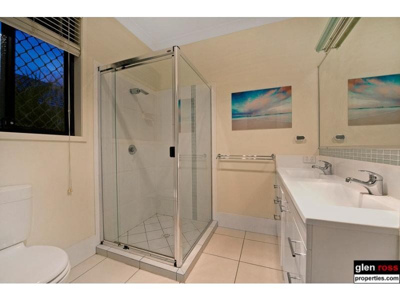 6 Hirsch Court, North Lakes QLD 4509