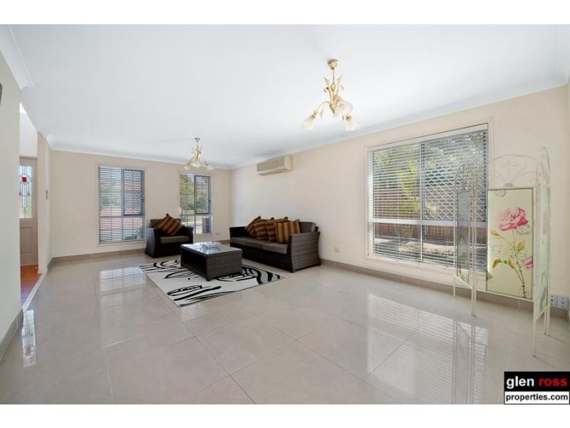 10 Southerden Drive, North Lakes QLD 4509