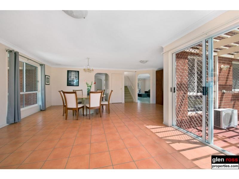 10 Southerden Drive, North Lakes QLD 4509