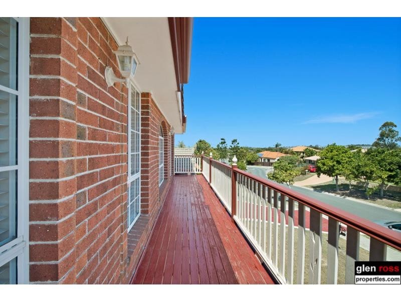 10 Southerden Drive, North Lakes QLD 4509