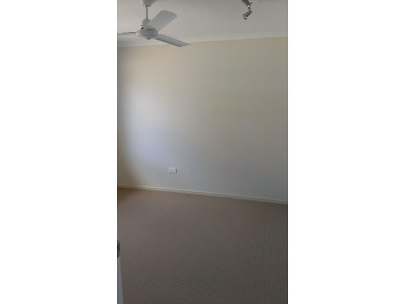 4/77 High Street, Berserker QLD 4701