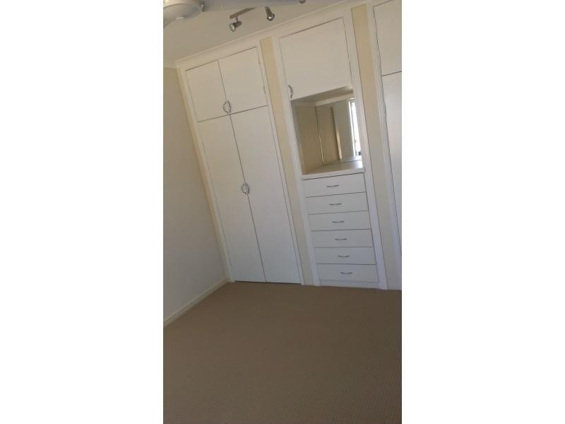 4/77 High Street, Berserker QLD 4701