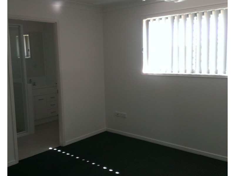 14 Diane Court, Gracemere QLD 4702