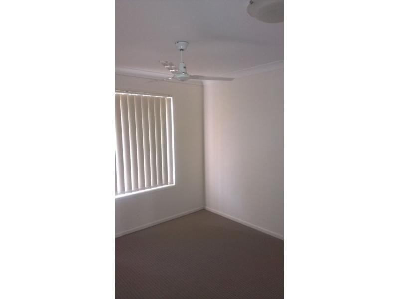 8 Allen Road, Gracemere QLD 4702