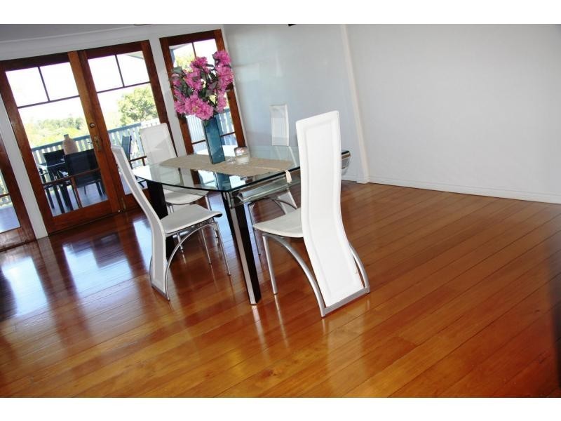 11 Bellevue Terrace, The Range QLD 4700