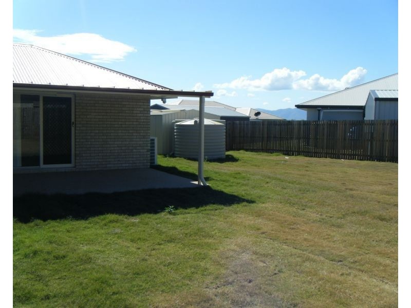 25 Kerrie Meares St, Gracemere QLD 4702