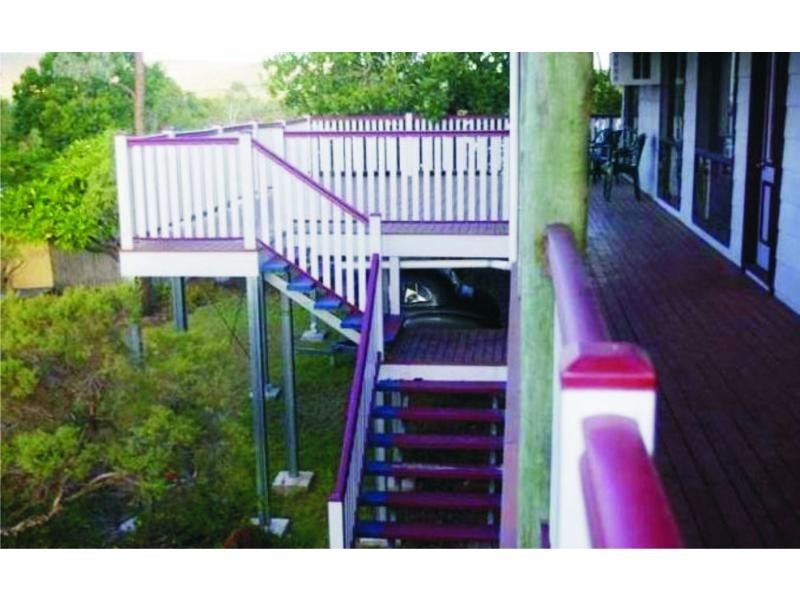 77 WOODBINE Street, Springsure QLD 4722