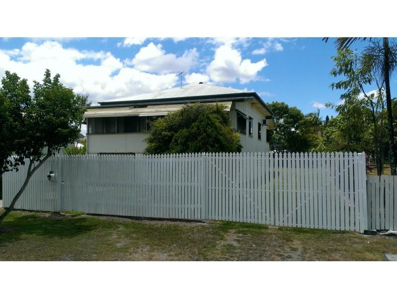 8 Victoria Street, West Rockhampton QLD 4700