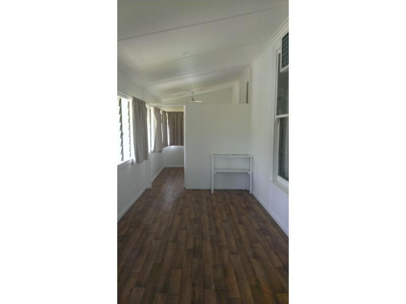 8 Victoria Street, West Rockhampton QLD 4700