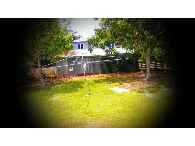 8 Victoria Street, West Rockhampton QLD 4700