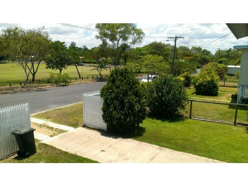 8 Victoria Street, West Rockhampton QLD 4700