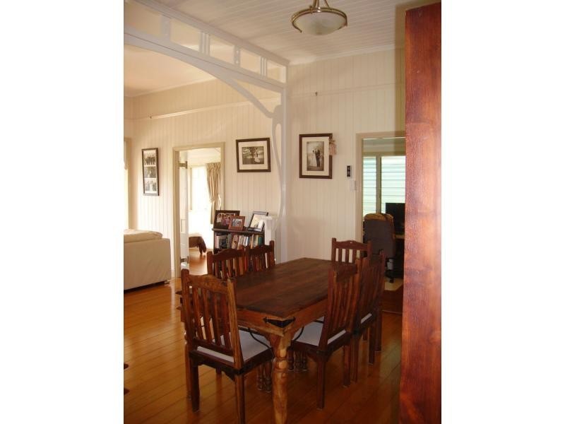276 Denham , The Range, The Range QLD 4700