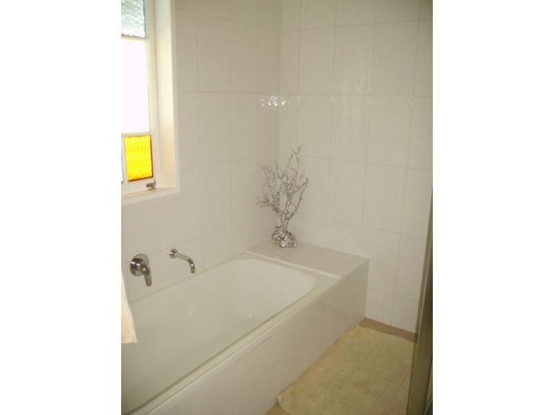 276 Denham , The Range, The Range QLD 4700