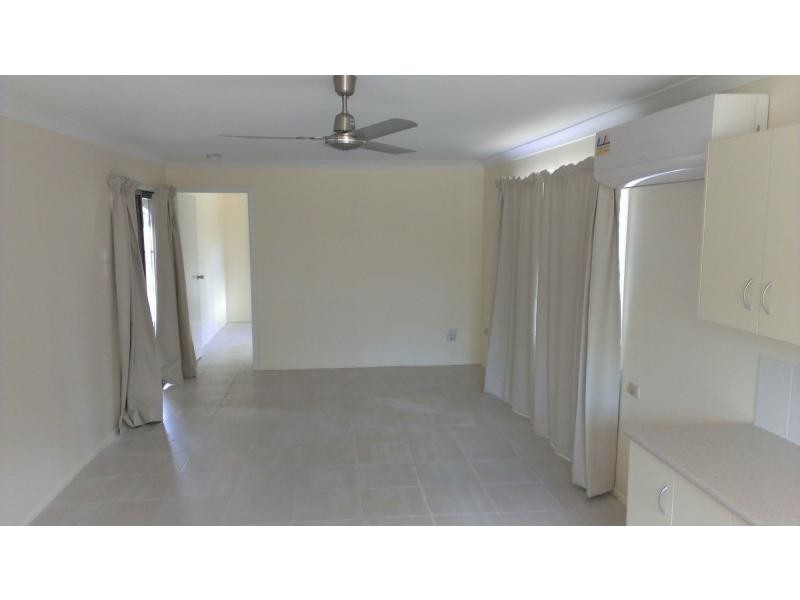 1/7 Snell Street, Koongal QLD 4701