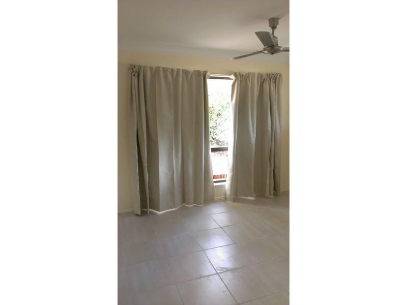 1/7 Snell Street, Koongal QLD 4701