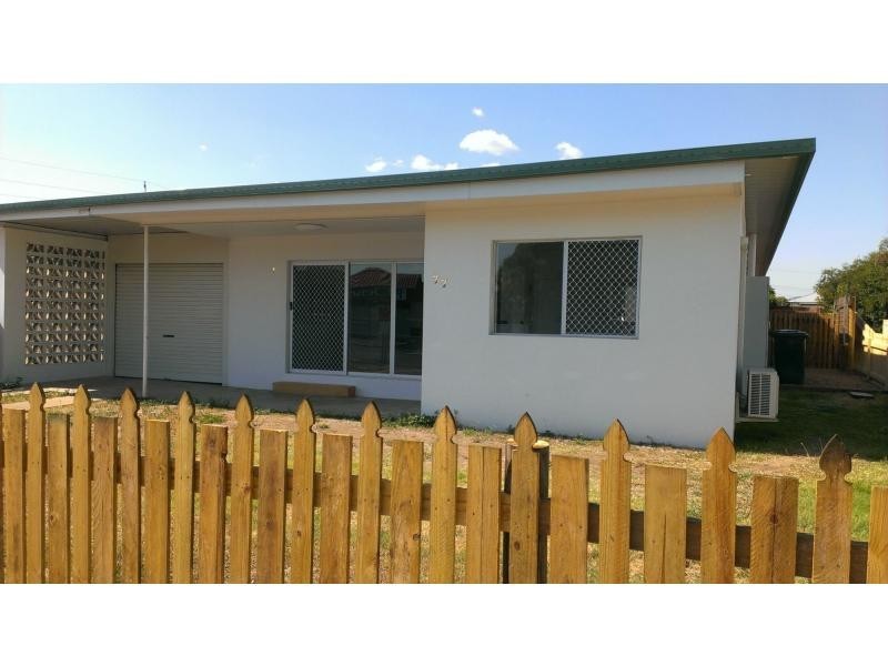 1/77 High Street, Berserker QLD 4701