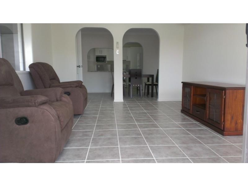 1/77 High Street, Berserker QLD 4701