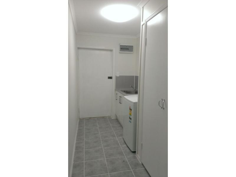 1/77 High Street, Berserker QLD 4701