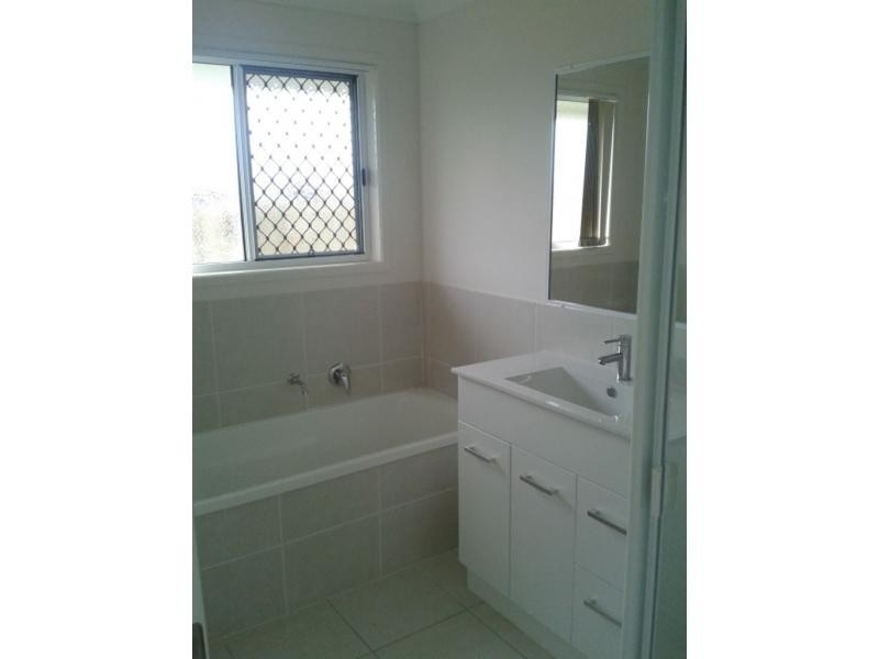 58 Bronco Crescent, Gracemere QLD 4702