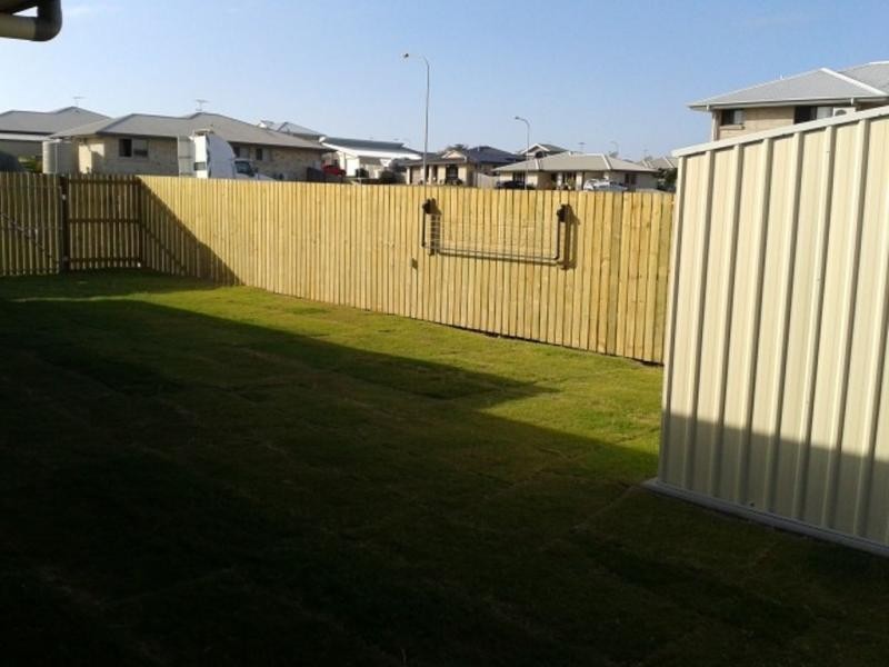 64 Bronco Crescent, Gracemere QLD 4702