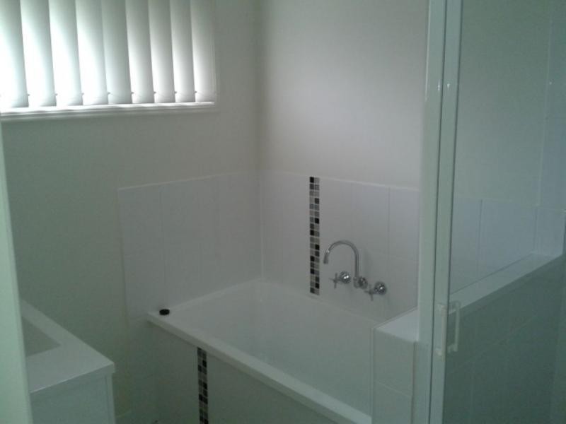 2 Jane Crescent, Gracemere QLD 4702