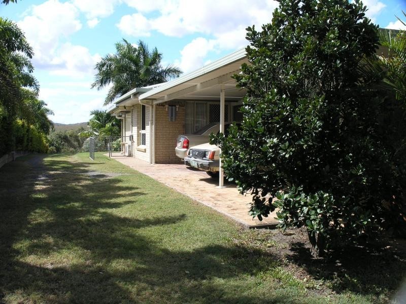 166 Emmerson Drive, Glenlee QLD 4711