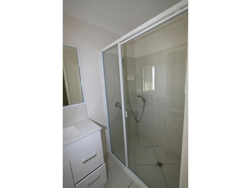 5 Jane Crescent, Gracemere QLD 4702