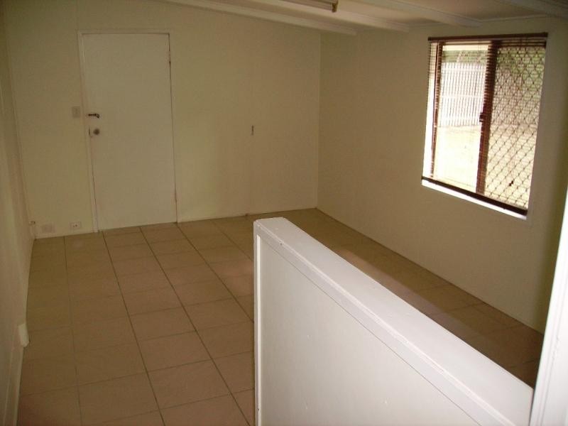 3 Thackeray Street, Park Avenue QLD 4701