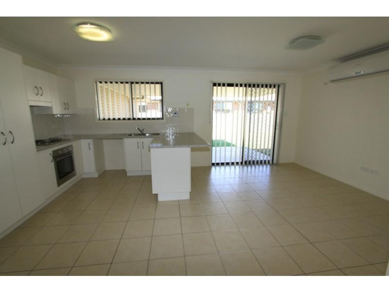 14 Annie Close, Gracemere QLD 4702