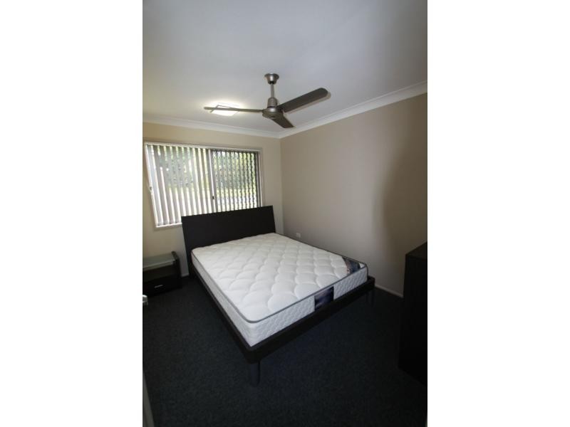 2/65 Scott Street, Kawana QLD 4701