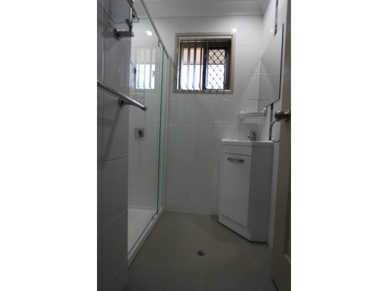 2/65 Scott Street, Kawana QLD 4701